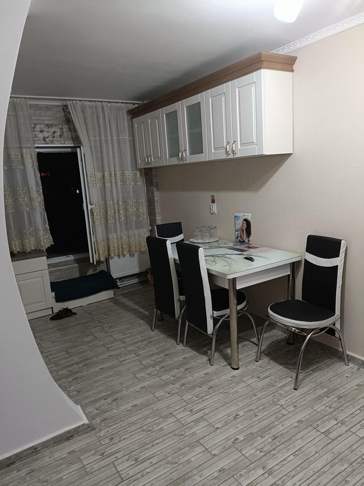 Apartament Manu Tg Neamt Targu Neamt Exterior foto